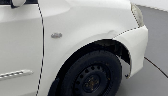 2011 Toyota Etios G, Petrol, Manual, 85,630 km, Right fender - Slightly dented
