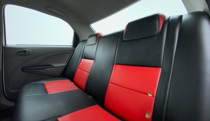 2011 Toyota Etios G, Petrol, Manual, 85,630 km, Right Side Rear Door Cabin