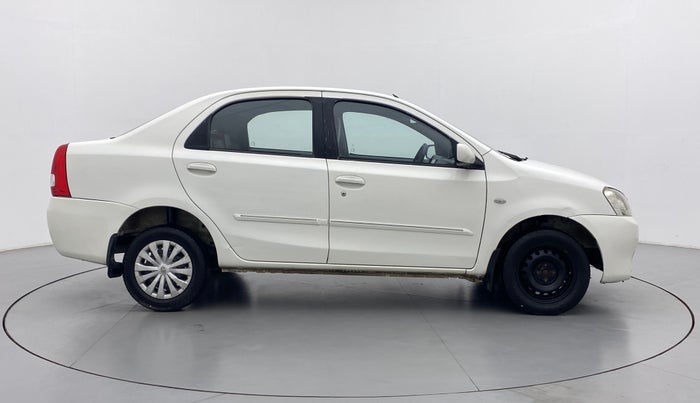 2011 Toyota Etios G, Petrol, Manual, 85,630 km, Right Side View