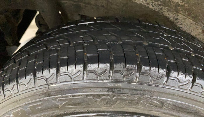 2016 Maruti Wagon R 1.0 VXI AMT, Petrol, Automatic, 60,782 km, Right Rear Tyre Tread