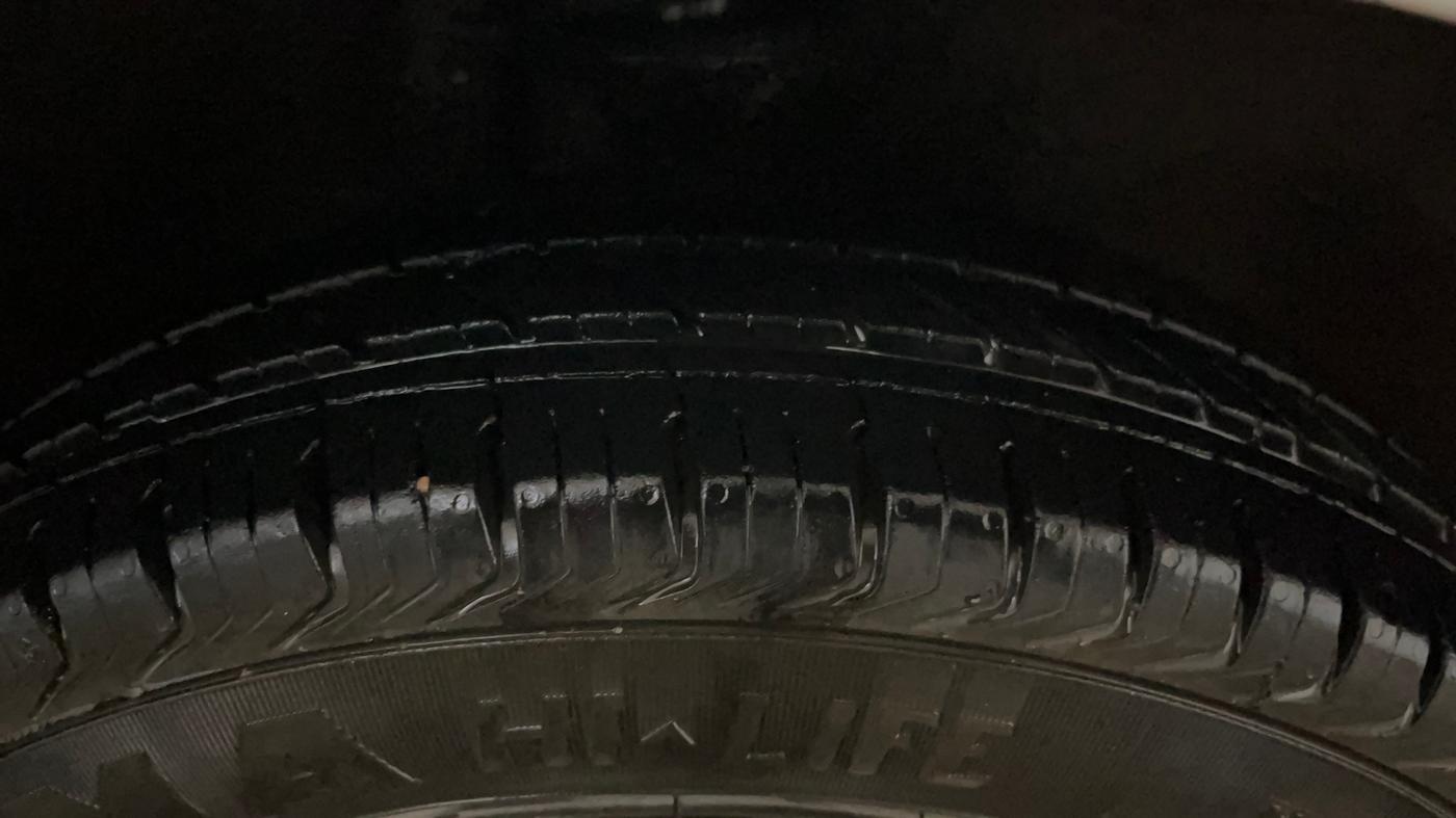 2018 Maruti Alto 800 LXI, Petrol, Manual, 62,180 km, Right Front Tyre Tread