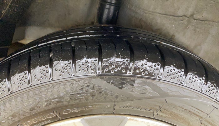 2017 Honda WR-V 1.2L I-VTEC VX MT, Petrol, Manual, 57,615 km, Right Rear Tyre Tread