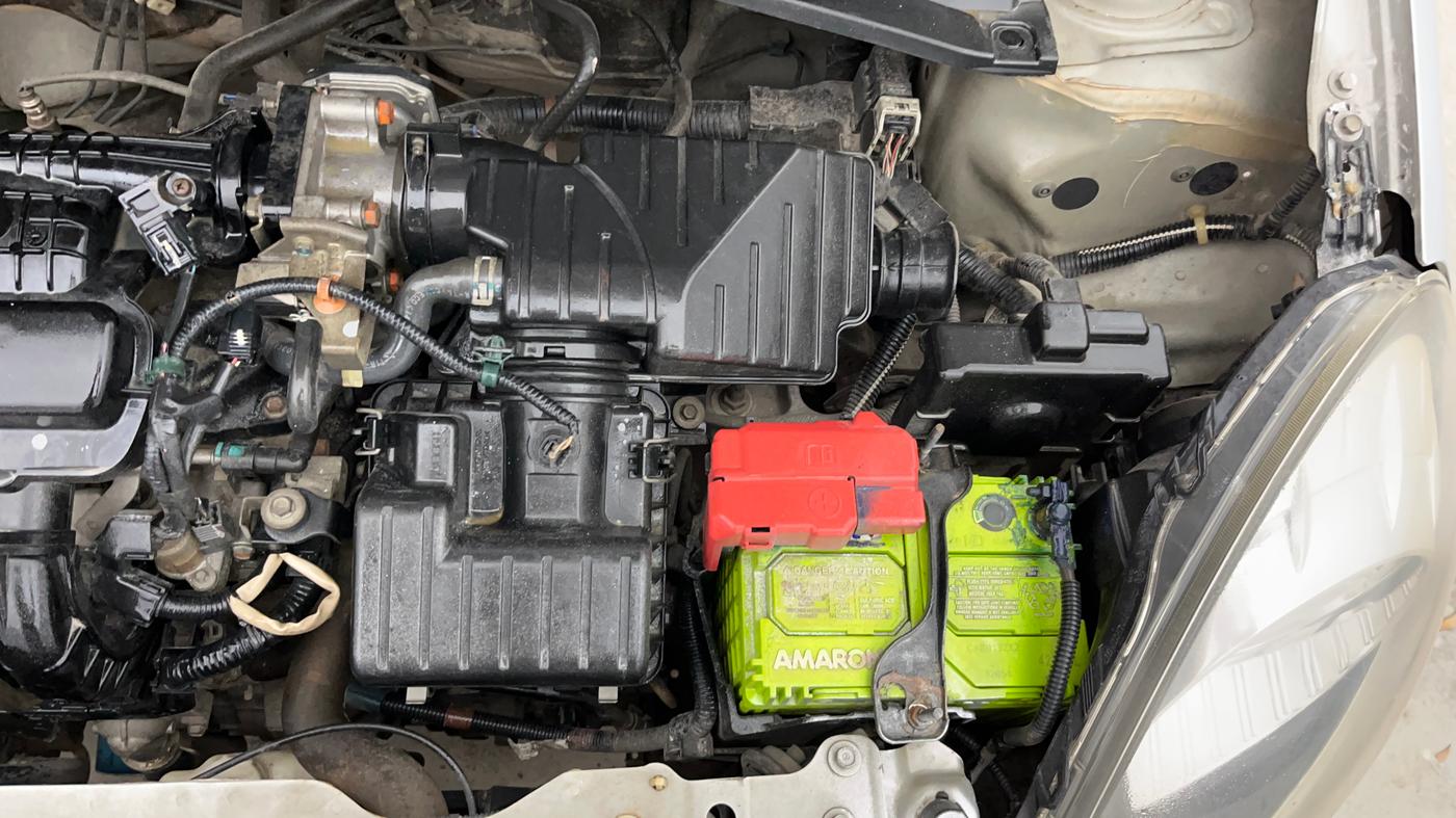 2014 Honda Brio VX AT, Petrol, Automatic, 87,010 km, Engine View - Left