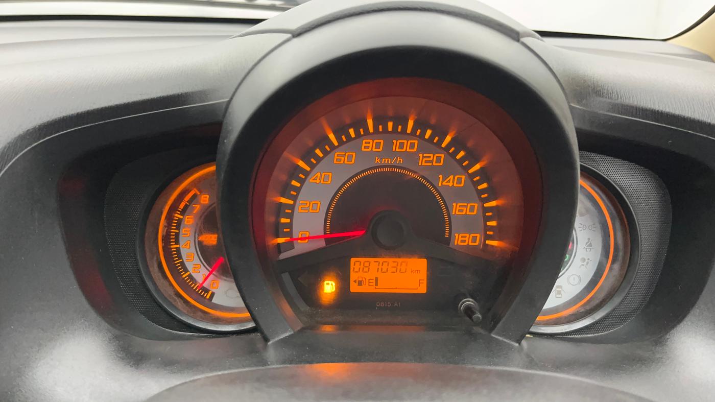 2014 Honda Brio VX AT, Petrol, Automatic, 87,010 km, Odometer Image