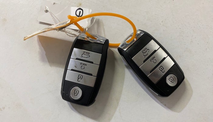 2022 KIA SELTOS HTK PLUS 1.5, Petrol, Manual, 25,551 km, Key Close Up