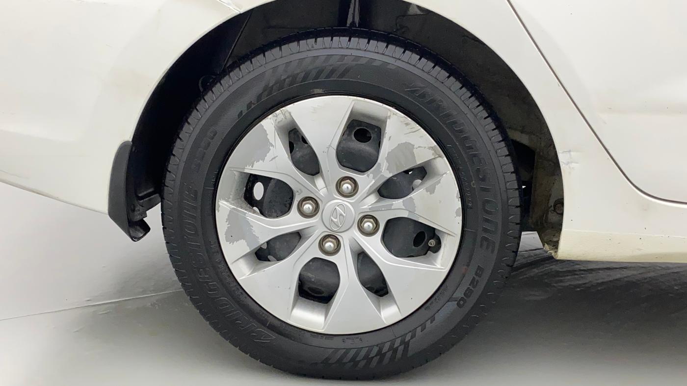 2017 Hyundai Xcent S 1.2, Petrol, Manual, 68,707 km, Right Rear Wheel