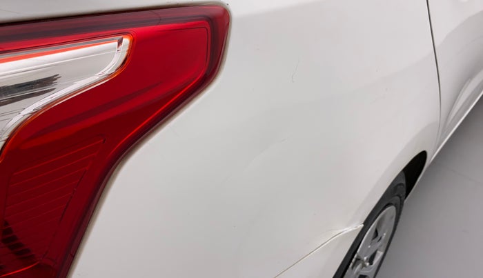 2017 Hyundai Xcent S 1.2, Petrol, Manual, 68,707 km, Right quarter panel - Slightly dented
