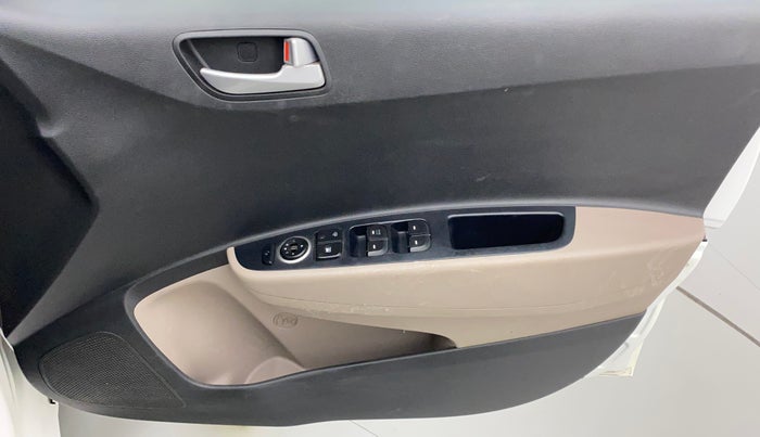 2017 Hyundai Xcent S 1.2, Petrol, Manual, 68,707 km, Driver Side Door Panels Control