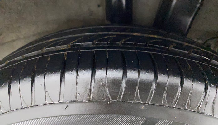 2017 Hyundai Xcent S 1.2, Petrol, Manual, 68,707 km, Left Rear Tyre Tread