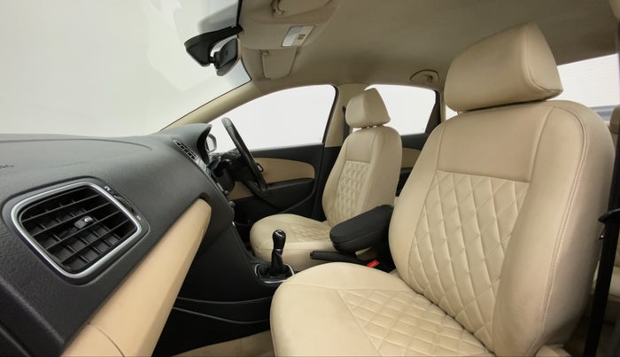 2016 Volkswagen Ameo HIGHLINE1.2L, Petrol, Manual, 53,389 km, Right Side Front Door Cabin