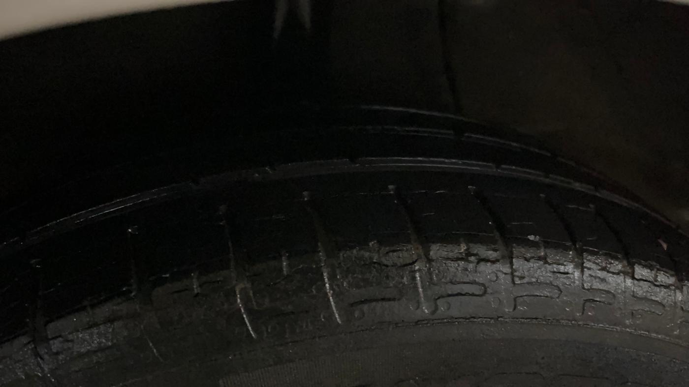 2020 Hyundai AURA S 1.2, Petrol, Manual, 30,783 km, Right Rear Tyre Tread