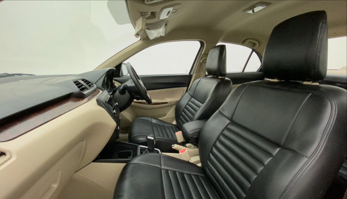 2018 Maruti Dzire ZXI AMT, Petrol, Automatic, 33,852 km, Right Side Front Door Cabin