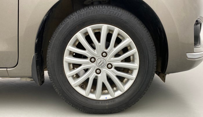 2018 Maruti Dzire ZXI AMT, Petrol, Automatic, 33,852 km, Right Front Wheel
