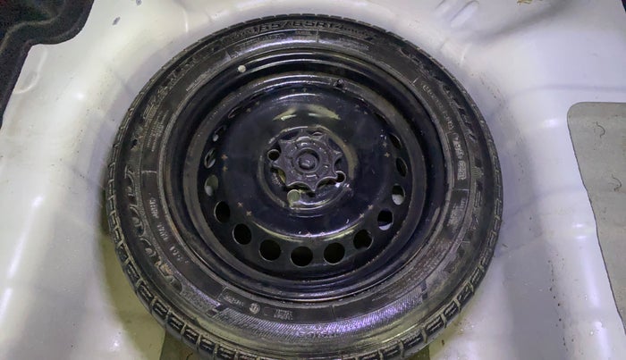 2015 Hyundai Xcent BASE 1.2, Petrol, Manual, 53,576 km, Spare Tyre