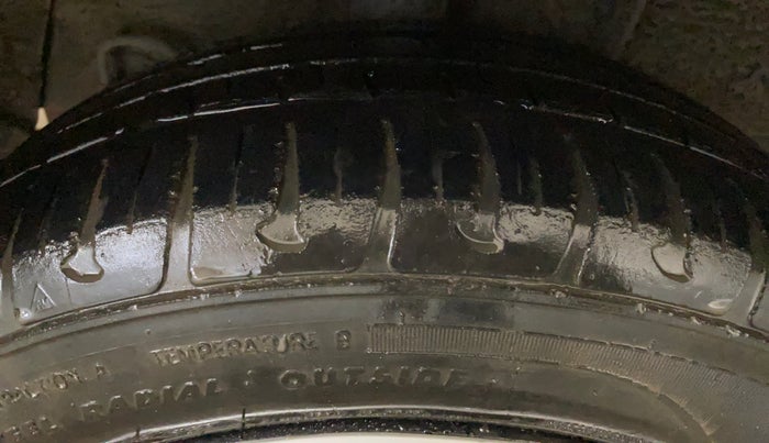 2015 Hyundai Xcent BASE 1.2, Petrol, Manual, 53,576 km, Right Rear Tyre Tread