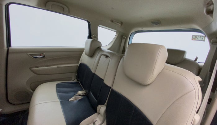 2014 Maruti Ertiga VXI ABS, Petrol, Manual, 45,741 km, Right Side Rear Door Cabin