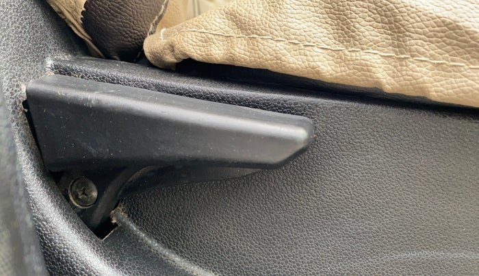 2019 Tata Tiago XZ PETROL, Petrol, Manual, 38,408 km, Driver Side Adjustment Panel