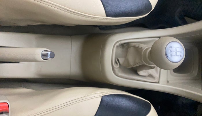 2017 Maruti Ertiga VXI, Petrol, Manual, 62,699 km, Gear Lever