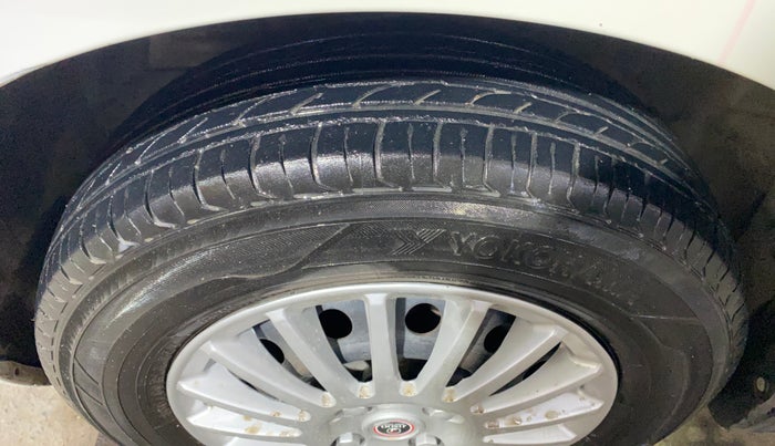 2014 Maruti Swift Dzire VDI, Diesel, Manual, 63,010 km, Left Front Tyre Tread