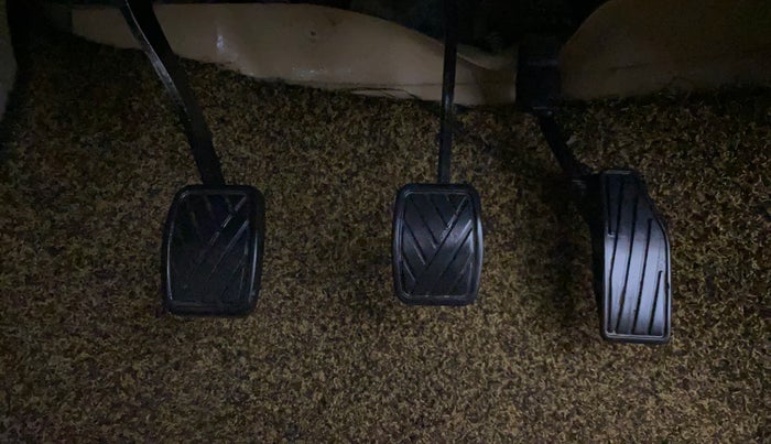 2023 Maruti Dzire VXI, Petrol, Manual, 43,157 km, Pedals