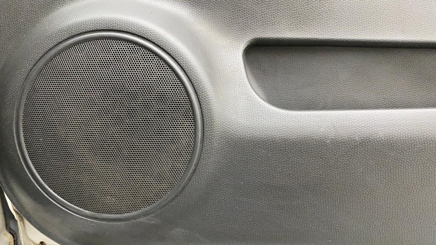 2010 Maruti Swift Dzire LXI, Petrol, Manual, 90,684 km, Speaker