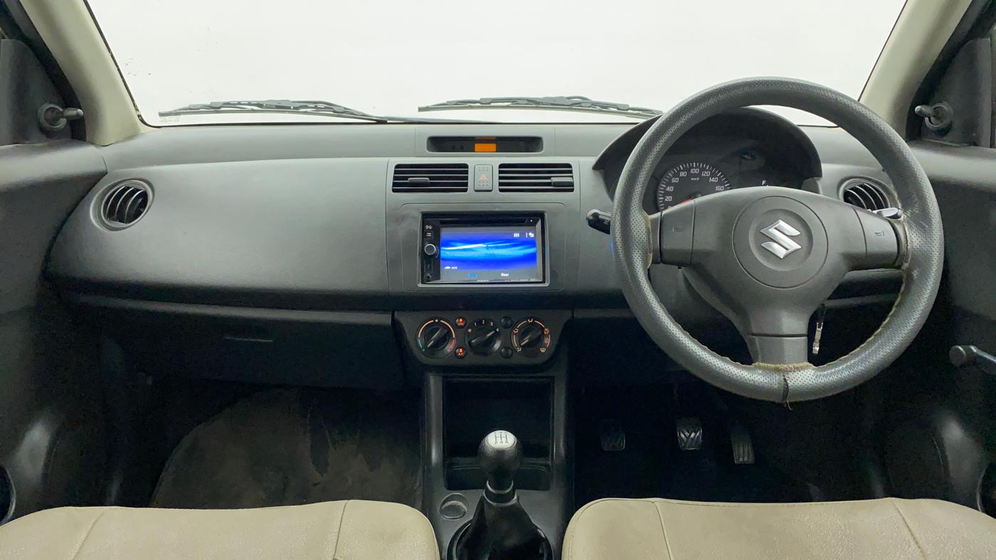 2010 Maruti Swift Dzire LXI, Petrol, Manual, 90,684 km, Dashboard