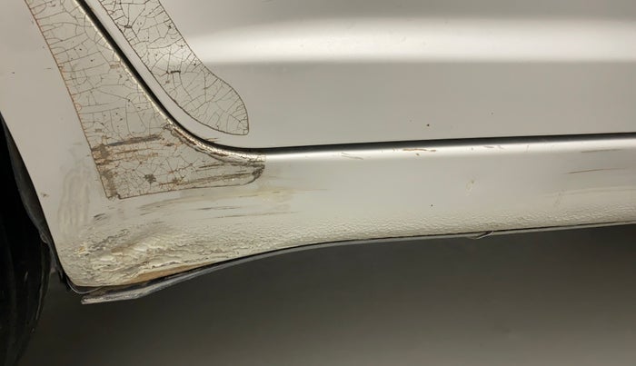 2010 Maruti Swift Dzire LXI, Petrol, Manual, 90,684 km, Right running board - Slightly dented