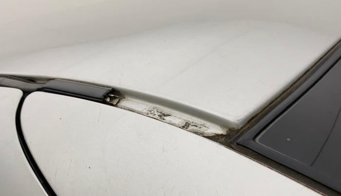 2010 Maruti Swift Dzire LXI, Petrol, Manual, 90,684 km, Roof - Beading has minor damage