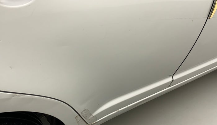 2010 Maruti Swift Dzire LXI, Petrol, Manual, 90,684 km, Right rear door - Slightly dented