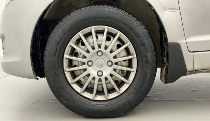 2010 Maruti Swift Dzire LXI, Petrol, Manual, 90,684 km, Left Front Wheel