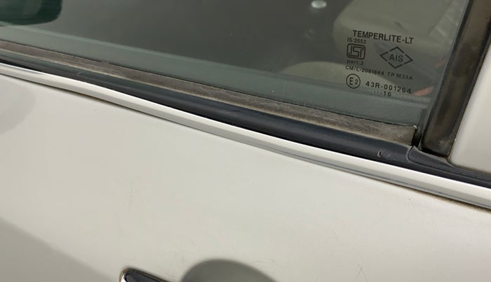 2010 Maruti Swift Dzire LXI, Petrol, Manual, 90,684 km, Front passenger door - Weather strip has minor damage