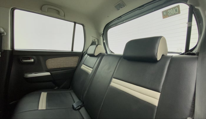 2016 Maruti Wagon R 1.0 VXI OPT, Petrol, Manual, 19,828 km, Right Side Rear Door Cabin
