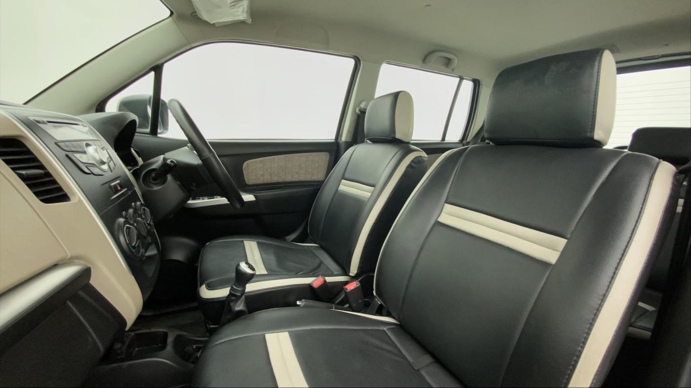 2016 Maruti Wagon R 1.0 VXI OPT, Petrol, Manual, 19,828 km, Right Side Front Door Cabin
