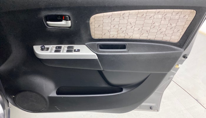 2016 Maruti Wagon R 1.0 VXI OPT, Petrol, Manual, 19,828 km, Driver Side Door Panels Control