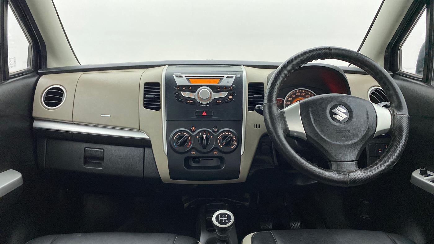 2016 Maruti Wagon R 1.0 VXI OPT, Petrol, Manual, 19,828 km, Dashboard