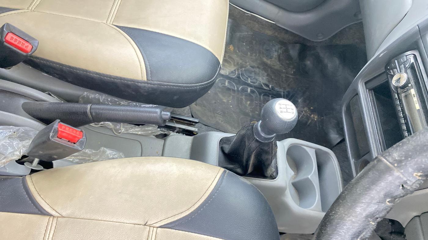 2013 Maruti Alto K10 VXI, Petrol, Manual, 7,648 km, Gear Lever