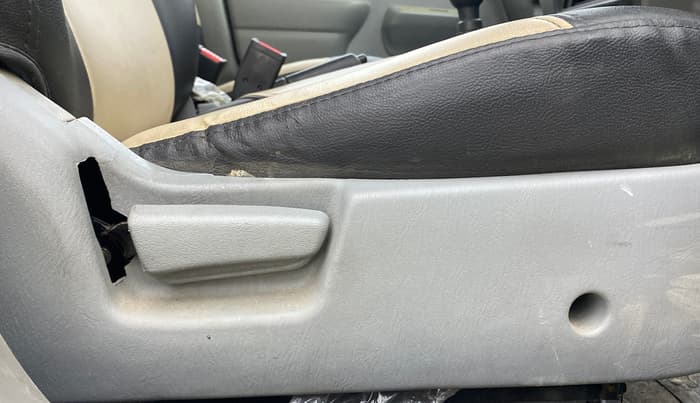 2013 Maruti Alto K10 VXI, Petrol, Manual, 7,648 km, Driver Side Adjustment Panel