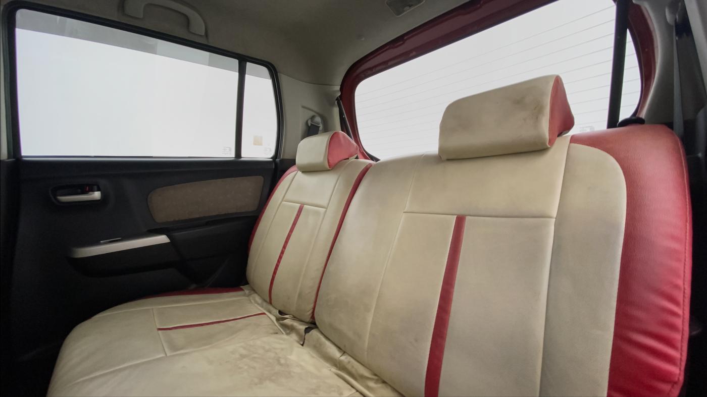 2014 Maruti Wagon R 1.0 VXI, Petrol, Manual, 31,677 km, Right Side Rear Door Cabin