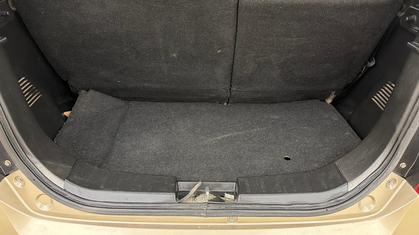 2016 Maruti Wagon R 1.0 VXI (O) AMT, Petrol, Automatic, 52,231 km, Boot Inside