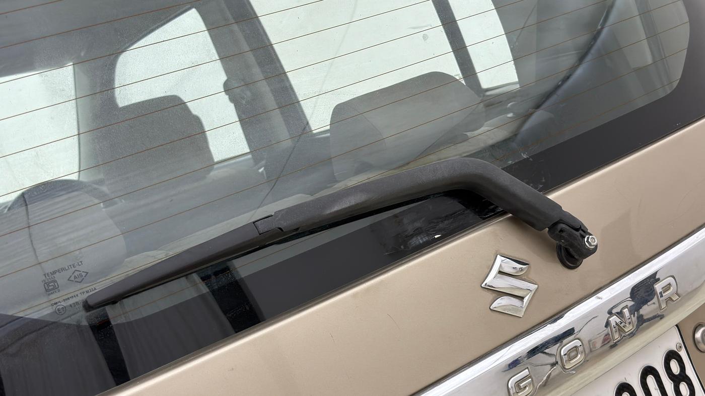 2016 Maruti Wagon R 1.0 VXI (O) AMT, Petrol, Automatic, 52,231 km, Rear Wiper
