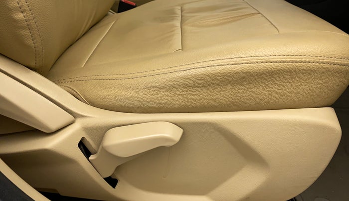 2019 Ford Figo Aspire 1.2 TITANIUM PETROL, Petrol, Manual, 31,209 km, Driver Side Adjustment Panel