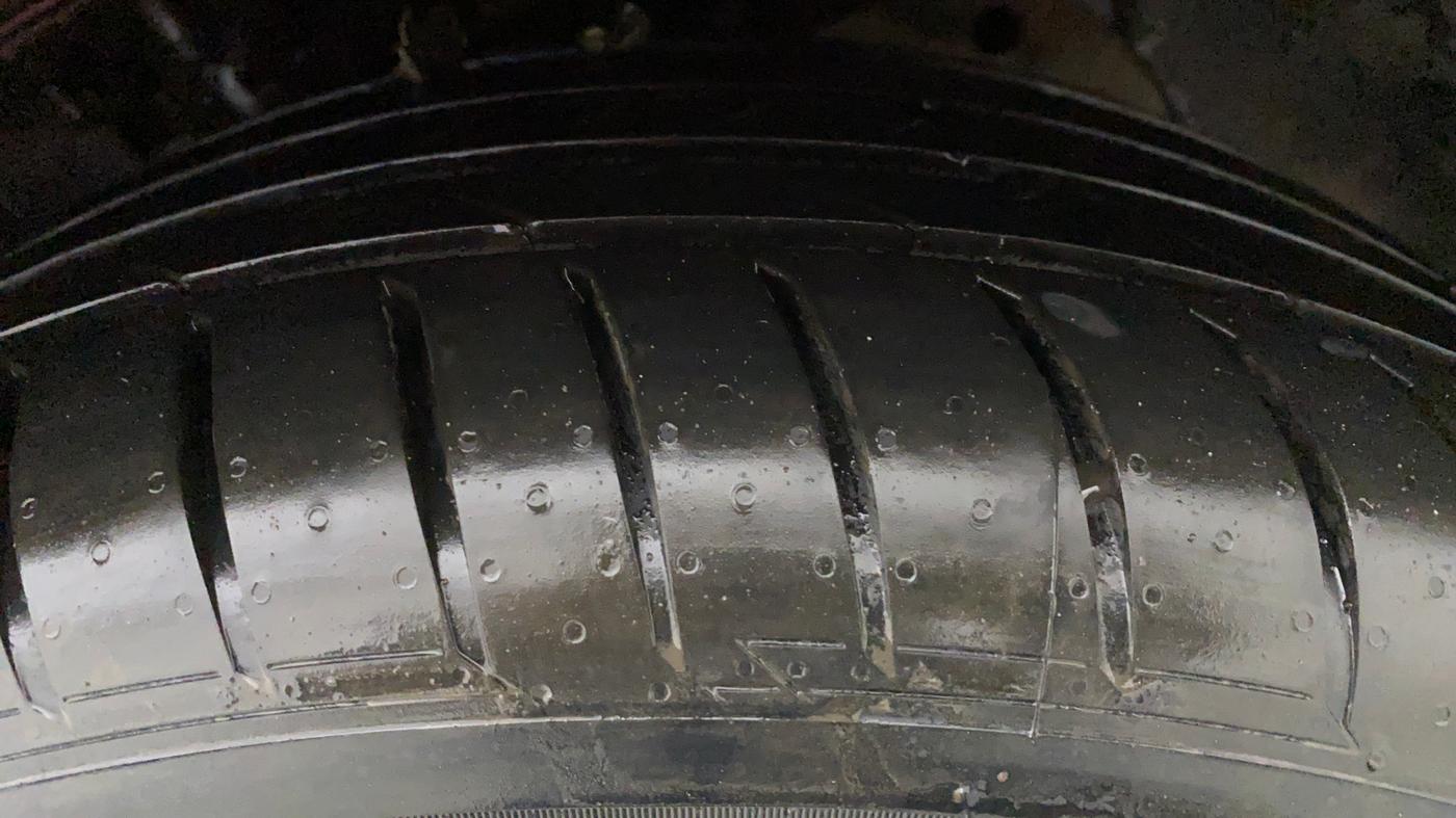 2019 Ford Figo Aspire 1.2 TITANIUM PETROL, Petrol, Manual, 31,209 km, Left Front Tyre Tread