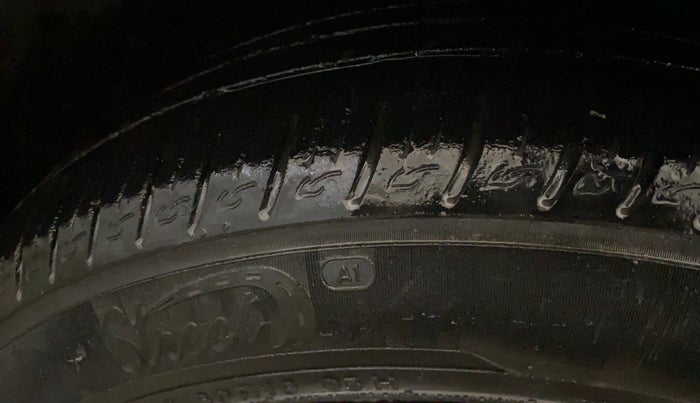 2024 KIA SONET HTX 1.0 TURBO PETROL IMT, Petrol, Manual, 33,874 km, Left Front Tyre Tread