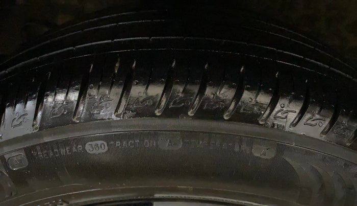 2024 KIA SONET HTX 1.0 TURBO PETROL IMT, Petrol, Manual, 33,874 km, Right Rear Tyre Tread