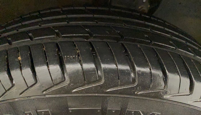 2021 Maruti New Wagon-R LXI CNG 1.0, CNG, Manual, 2,092 km, Right Rear Tyre Tread