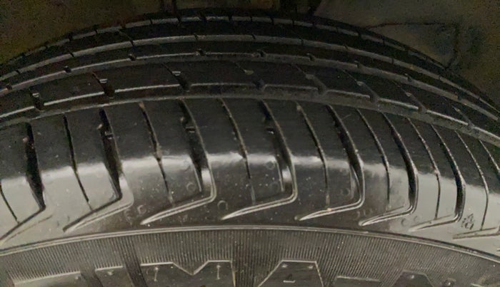 2021 Maruti New Wagon-R LXI CNG 1.0, CNG, Manual, 2,092 km, Right Front Tyre Tread