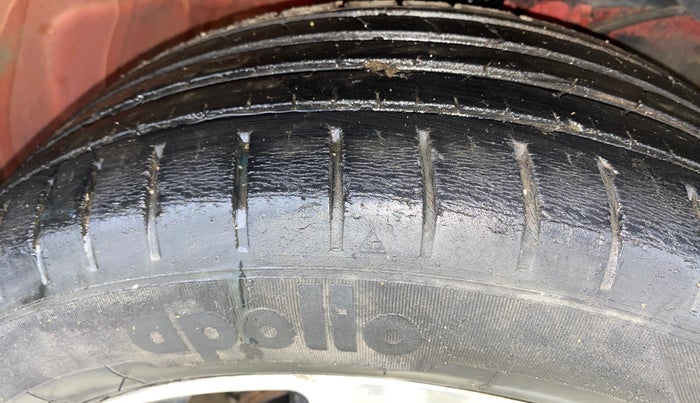 2019 Maruti Baleno ZETA PETROL 1.2, Petrol, Manual, 45,928 km, Right Front Tyre Tread