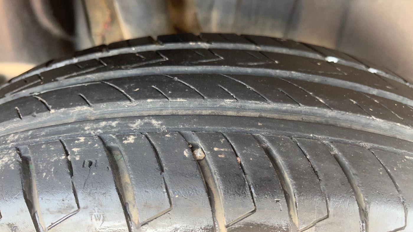 2023 Maruti Swift VXI, Petrol, Manual, 22,332 km, Right Rear Tyre Tread