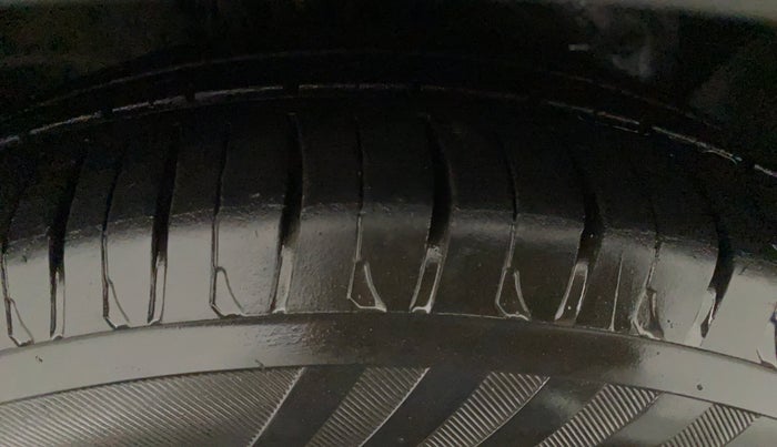 2018 Ford FREESTYLE TITANIUM PLUS 1.5 DIESEL, Diesel, Manual, 64,077 km, Right Front Tyre Tread