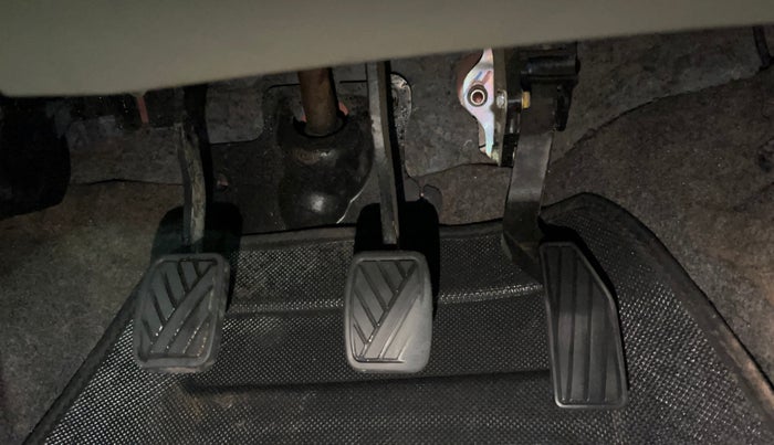 2014 Maruti Celerio VXI, Petrol, Manual, 77,017 km, Pedals